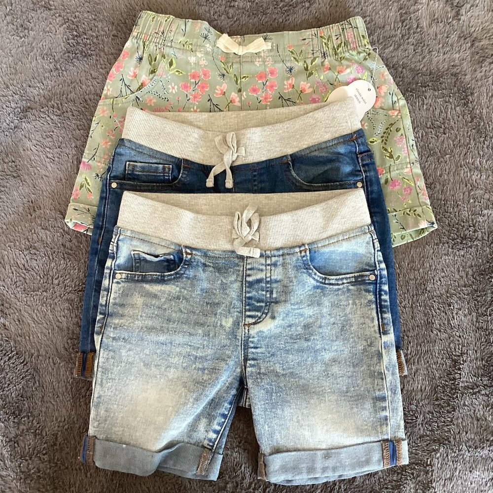 Wonder Nation Set of 3 Shorts Size M (7-8)
